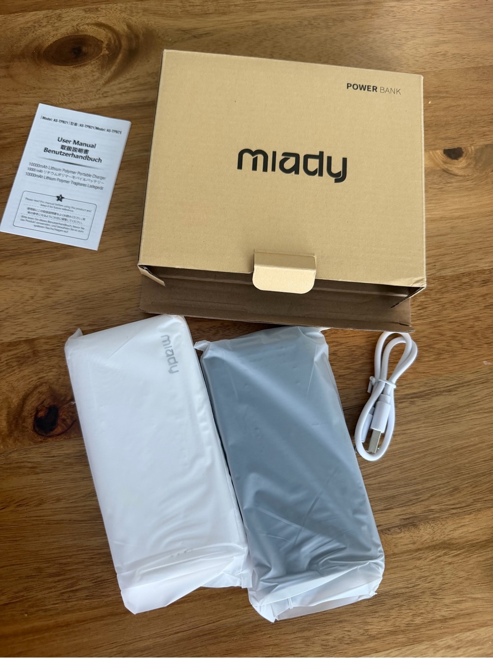 NIB! Miady Power Bank Duo - White & Black Portable Chargers